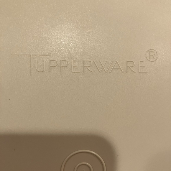 Tupperware Cream Gold with Red Container 9 pc Storage Set - Picture 13 of 16